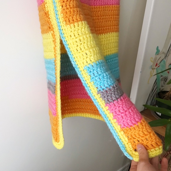 Redesigned multicolour striped crochet midi belted pencil skirt with side slit - Picture 9 of 11